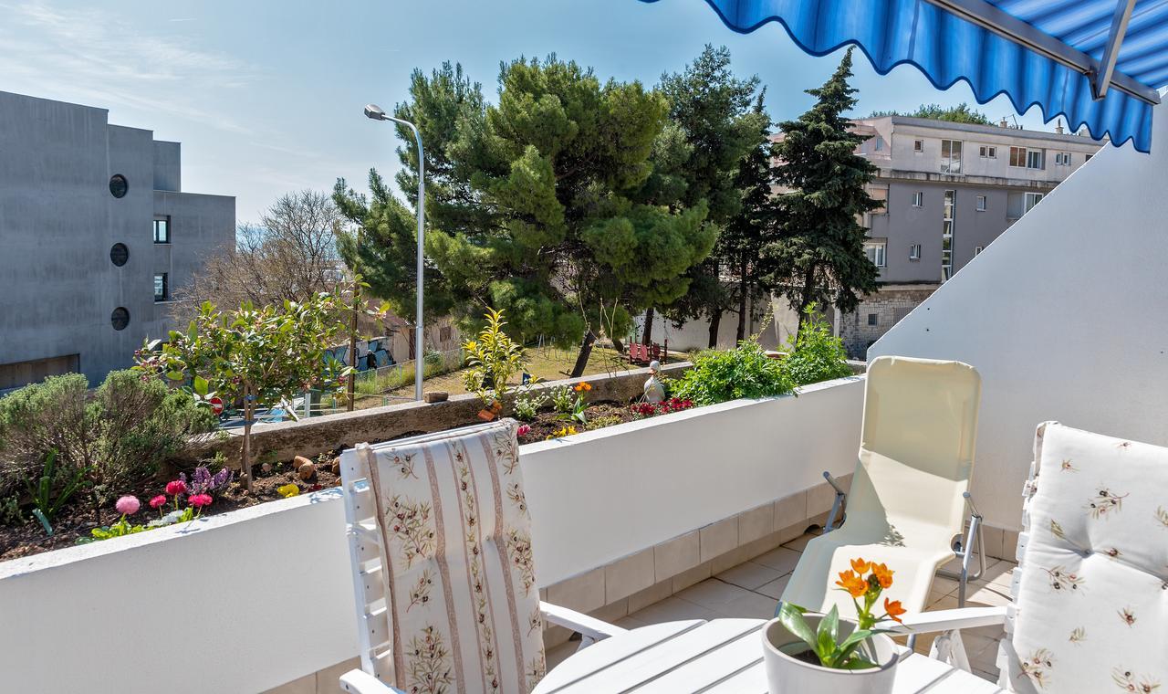 Apartment Viki Split Buitenkant foto